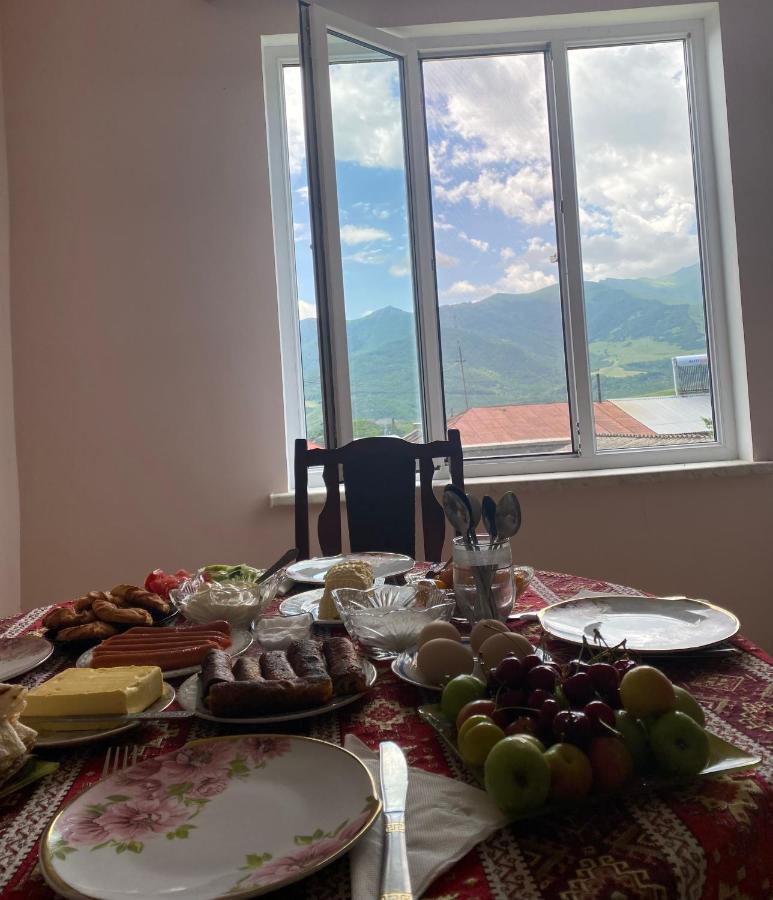 Gevorgyans Bed&Breakfast Tat'ev Buitenkant foto
